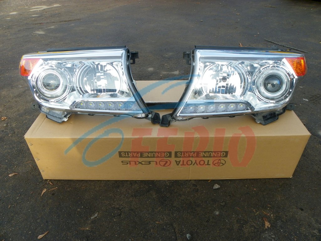 Фара левая для Toyota Land Cruiser (VDJ200) 4.5d (1VD-FTV 235hp) 4WD AT Фара левая для Toyota Land Cruiser (VDJ200) 4.5d (1VD-FTV 235hp) 4WD AT