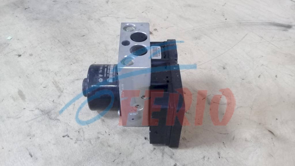 Блок ABS для Volkswagen Touareg (7L) 2006 2.5d (BAC 174hp) 4WD AT