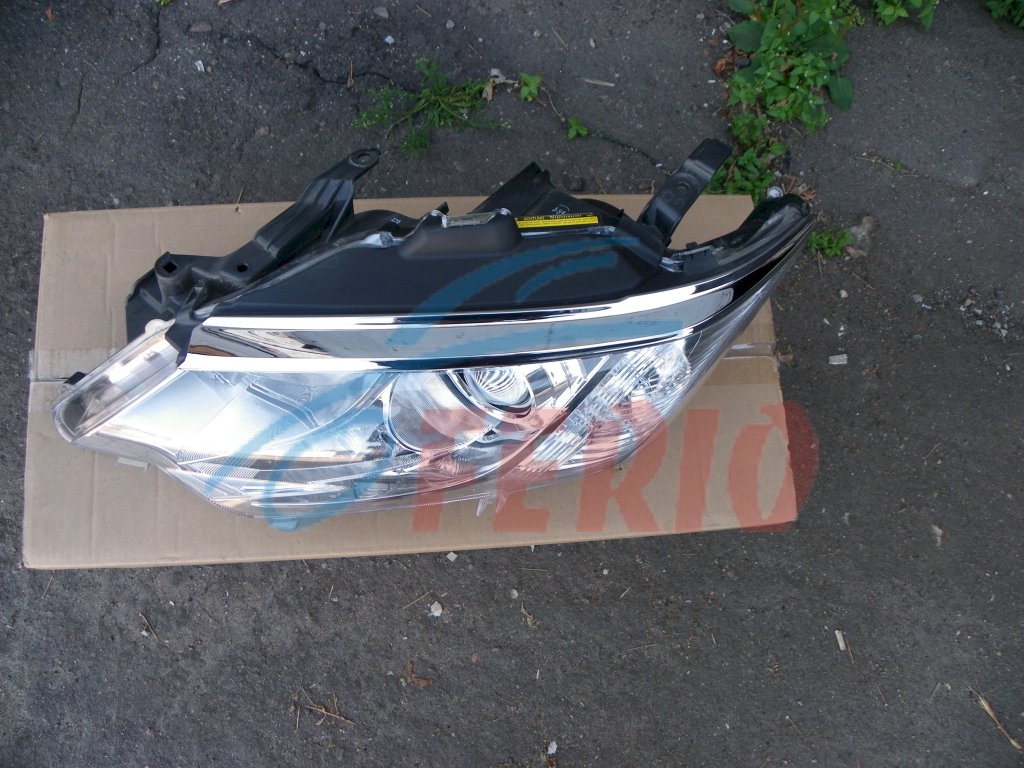 Фара ксенон левая для Toyota Camry (UA-ACV30) 2006 2.4 (2AZ-FE 159hp) FWD AT Фара ксенон левая для Toyota Camry (UA-ACV30) 2006 2.4 (2AZ-FE 159hp) FWD AT
