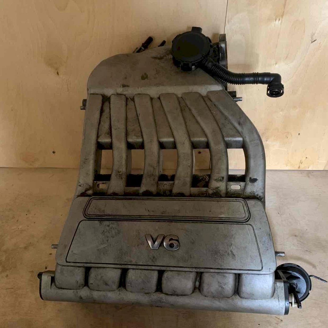 Впускной коллектор для Volkswagen Touareg (7L) 3.2 (AZZ,BAA,BKJ,BMV,BMX 220hp) 4WD AT