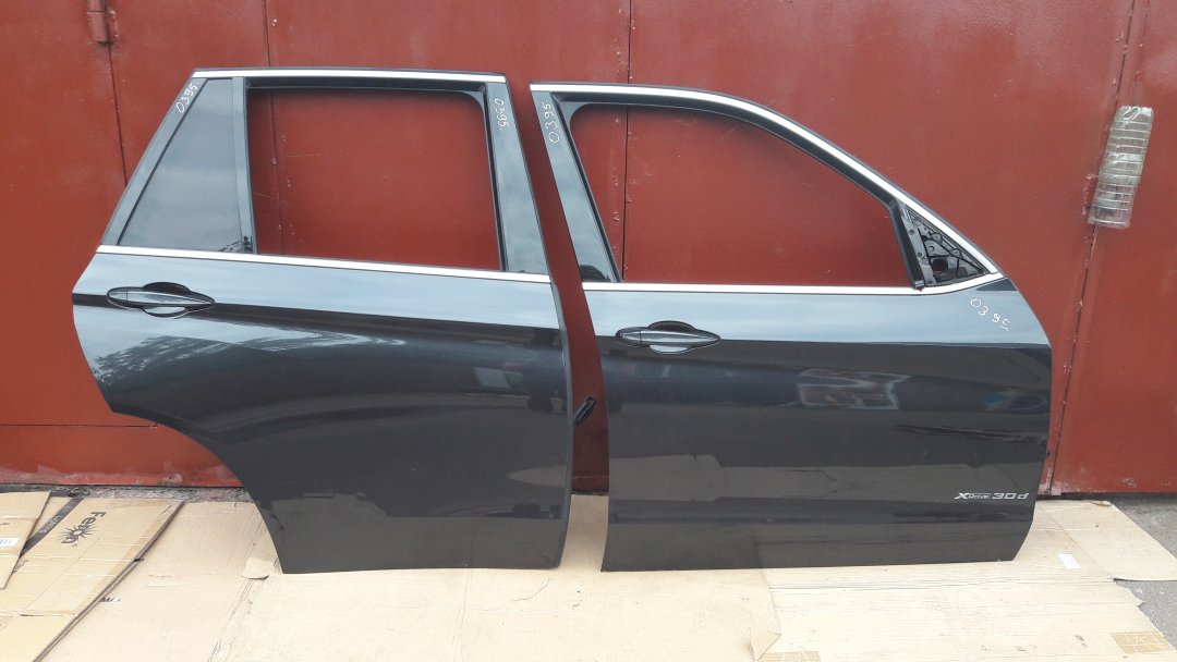 Дверь задняя правая для BMW X5 (F15) 3.0d (N57D30 249hp) 4WD AT Дверь задняя правая для BMW X5 (F15) 3.0d (N57D30 249hp) 4WD AT