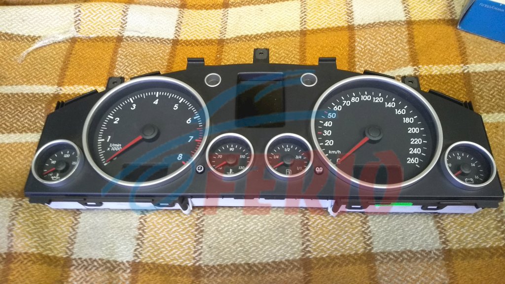 Приборная панель для Volkswagen Touareg (7L) 2004 3.2 (BMX 241hp) 4WD AT Приборная панель для Volkswagen Touareg (7L) 2004 3.2 (BMX 241hp) 4WD AT