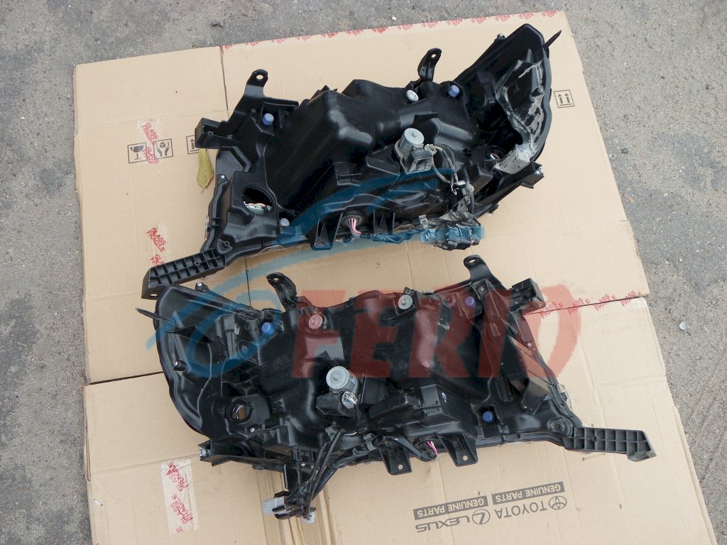 Фара ксенон правая для Toyota Land Cruiser (VDJ200) 2019 4.5d (1VD-FTV 249hp) 4WD AT Фара ксенон правая для Toyota Land Cruiser (VDJ200) 2019 4.5d (1VD-FTV 249hp) 4WD AT